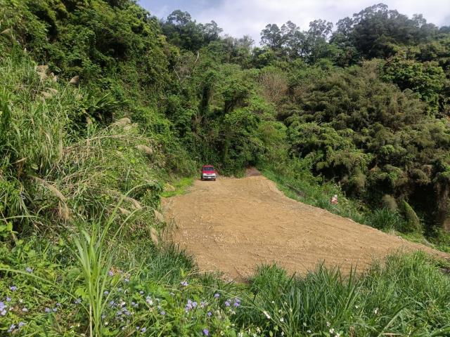 東勢山坡地-0